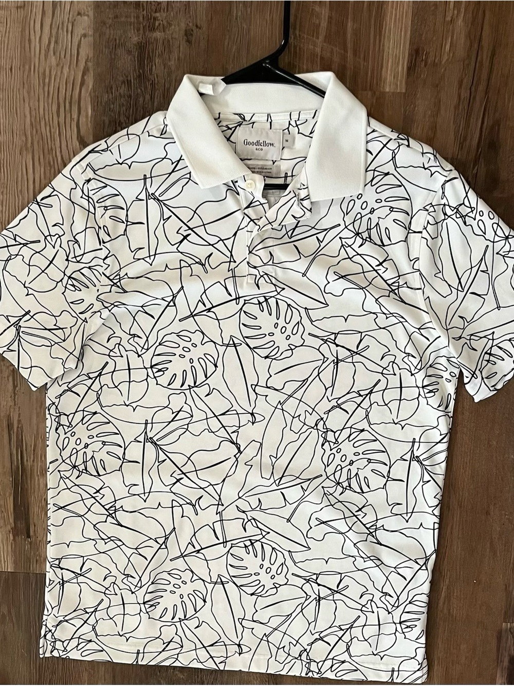 Goodfellow & Co White Polo with Black Leaf Outline Print